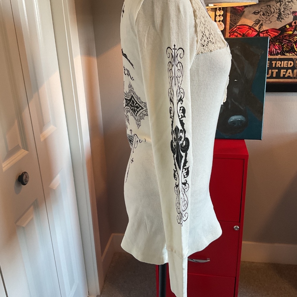 NWT Crochet Thermal Henley by Affliction - Picture 4 of 10